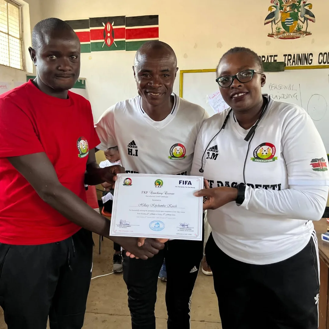 Santos Soka Academy — Youth session on the grass pitch